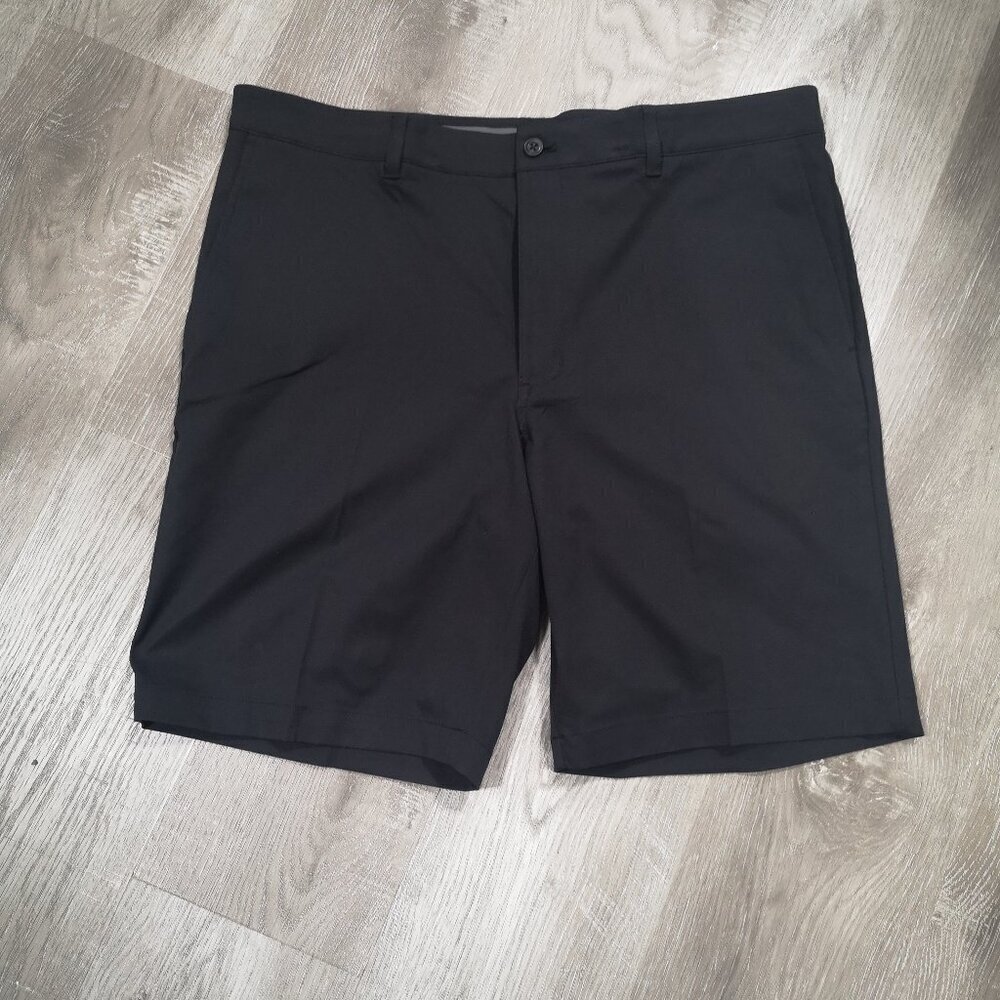 NWT Ben Hogan Moisture Wicking Sun Protection UPF50 Men's Size 38 Black Shorts - Picture 1 of 11